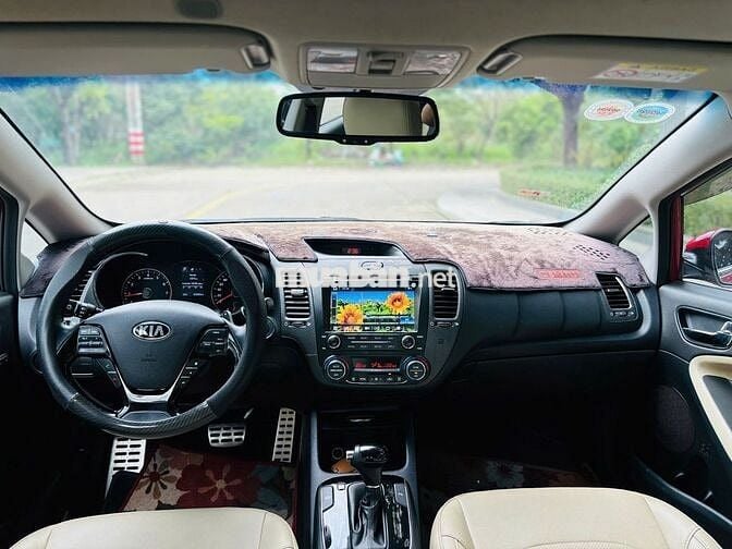 Kia Cerato 1.6 AT full Option 2018 - 49000 km