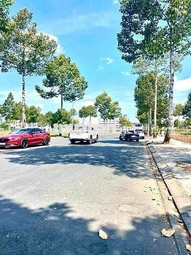 Nền Đường Đinh Công Trứ lộ Lớn vị trí kinh doanh đối diện trường học