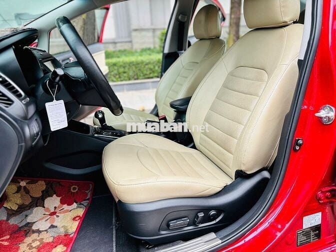 Kia Cerato 1.6 AT full Option 2018 - 49000 km