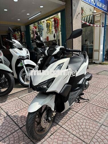 VARIO 160 ABS 2022 Trắng 2000 km BSTP Chính Chủ