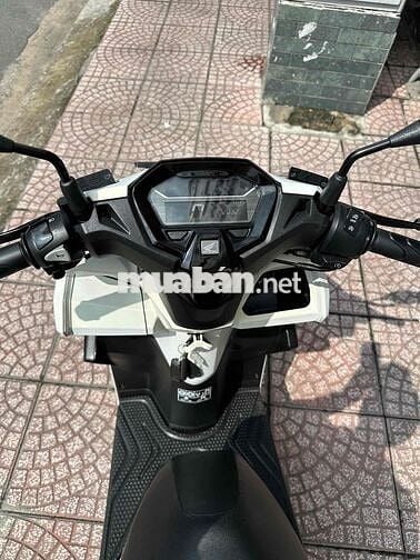 VARIO 160 ABS 2022 Trắng 2000 km BSTP Chính Chủ