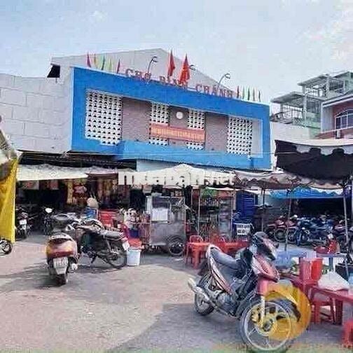 Cần sang nhượng lại lô đất cách chợ bình chánh 600m,shr, full thổ cư