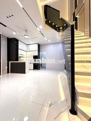 NHÀ 1 TRỆT 1 LẦU CẦN THANH LÝ GẤP FULL NỘI THẤT GẦN CHỢ BÌNH CHÁNH