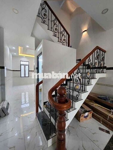 CHO THUÊ NHÀ MỚI MẶT TIỀN  VỊ TRÍ ĐẸP KDC HƯƠNG LỘ 5