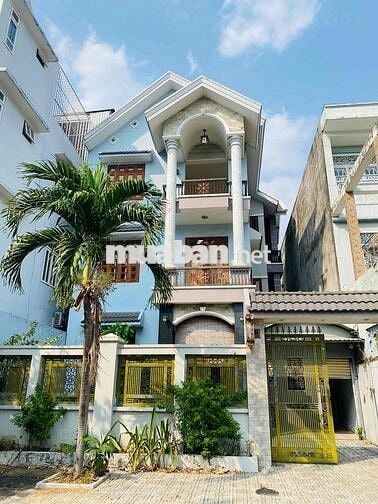 cho thuê tầng trệt ở biệt thự khu hành chính Dĩ an