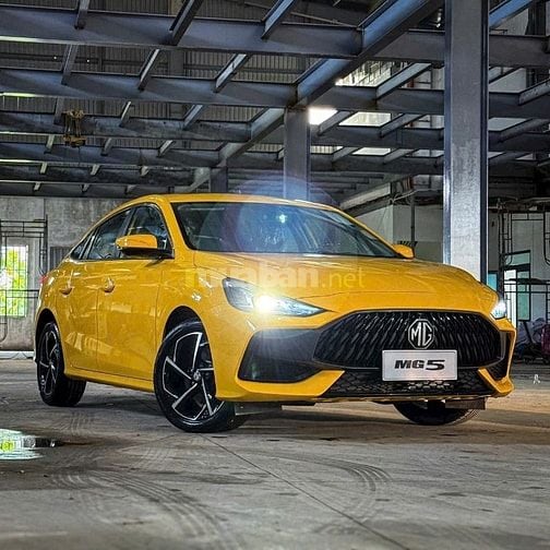 MG5 LUX nổi bật với bộ sưu tập màu sắc cực kỳ độc đáo. Nhưng màu VÀNG 
