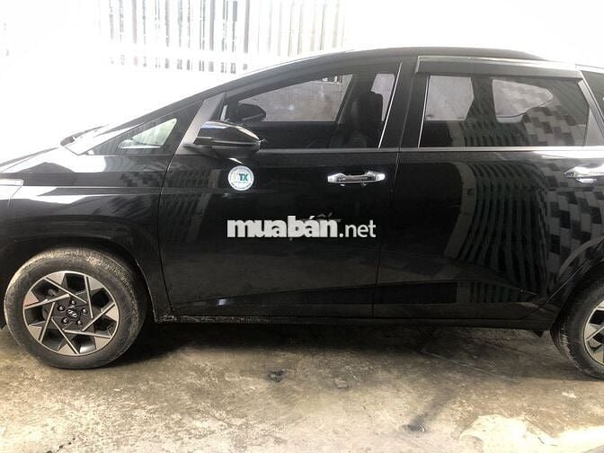 Hyundai Stargazer 2022 1.5 Cao cấp 6 chỗ