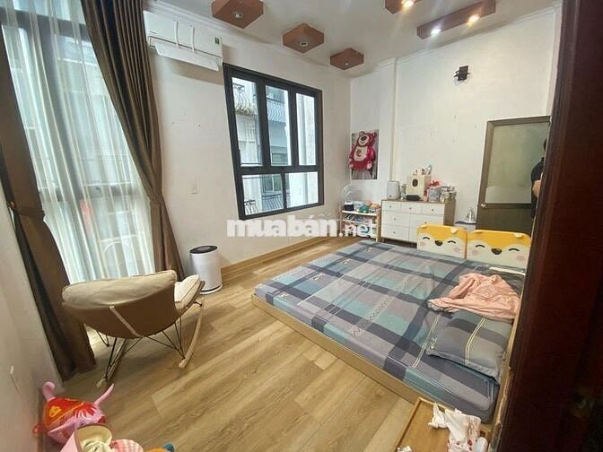 TRUNG TÂM TÂY HỒ - RỘNG 50M2 – NHÀ ĐẸP – NGÕ THÔNG – 3 GÁC CHẠY VÒNG