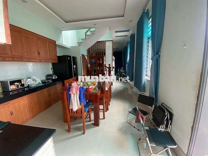 Nhà lầu thổ cư 2 mặt tiền đường xe hơi gần Nguyễn Ái Quốc - Tân Hiệp