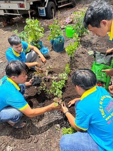 Tuyển tài xế lái xe công ty có kinh nghiệm