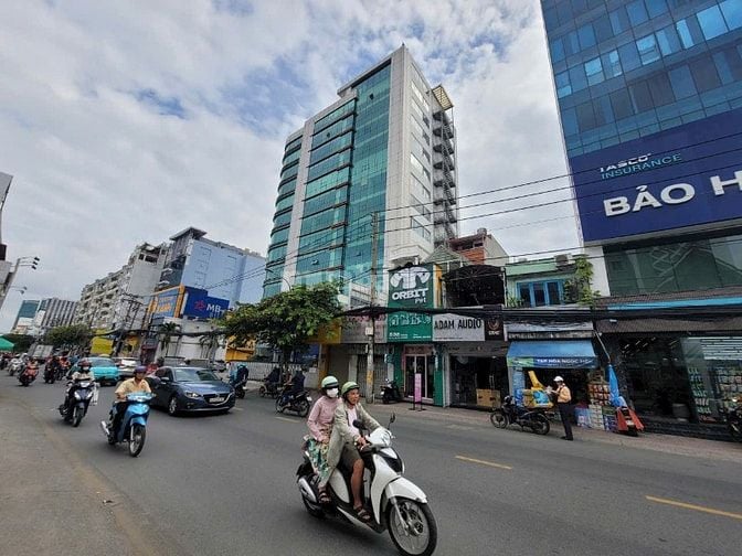 Chinh chủ cần bán gấp Nhà MT Nguyễn Trãi 