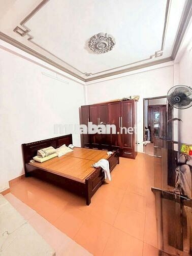 CHỈ 4,9 TỶ, 68m2, 3 TẦNG ,VỊ TRÍ KDBB BBH A  NGÀY ĐÊM