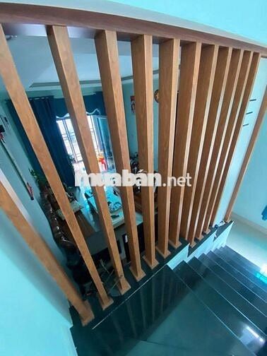 Nhà lầu thổ cư 2 mặt tiền đường xe hơi gần Nguyễn Ái Quốc - Tân Hiệp