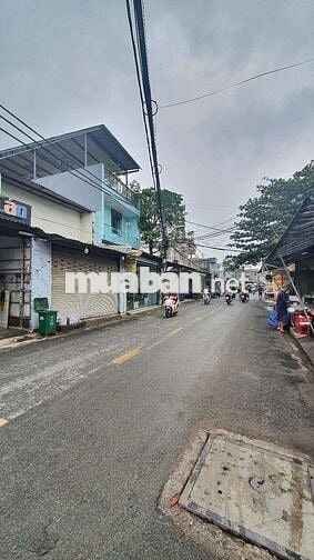 CHỈ 4,9 TỶ, 68m2, 3 TẦNG ,VỊ TRÍ KDBB BBH A  NGÀY ĐÊM