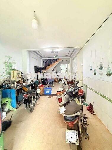 CHỈ 4,9 TỶ, 68m2, 3 TẦNG ,VỊ TRÍ KDBB BBH A  NGÀY ĐÊM