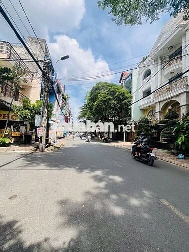 Nhà cho thuê nguyên căn mặt tiền đường Gò dầu 4,2x22,5m 3L