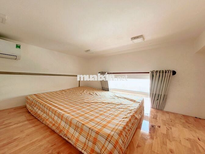 GÁC LỬNG TIỆN LỢI, CỬA SỔ AN NINH KHUÔNG VIỆT CẠNH ĐH VĂN HIẾN