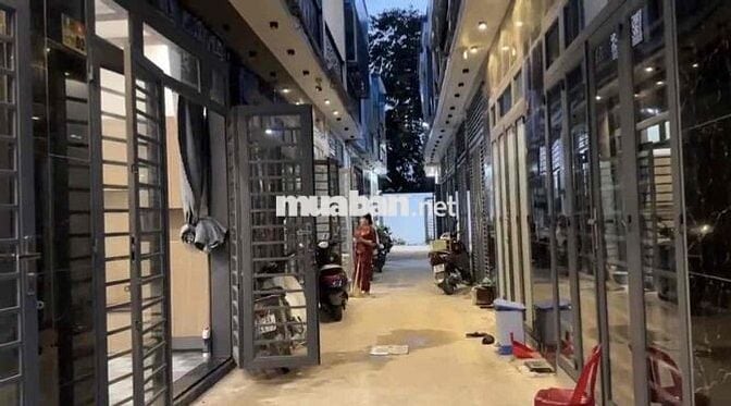 cần bán nhà 1 trệt 1 lầu phương an bình