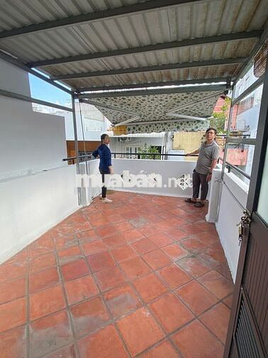 NHÀ HẺM XE HƠI 25M2, 5 PHÒNG NGỦ, ĐƯỜNG NGUYỄN ĐÌNH CHIỂU, Q.3