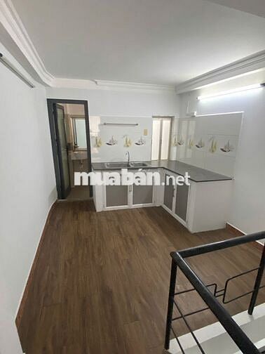 NHÀ HẺM XE HƠI 25M2, 5 PHÒNG NGỦ, ĐƯỜNG NGUYỄN ĐÌNH CHIỂU, Q.3