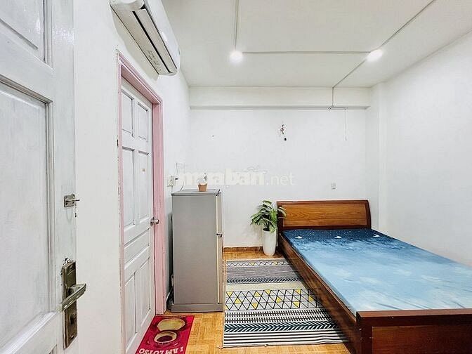 PHÒNG FULL NỘI THẤT NGAY ETOWN CỘNG HÒA CÓ THANG MÁY GẦN BIGC