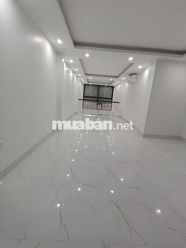 Cho thuê nhà mặt phố giáp nhất kinh doanh