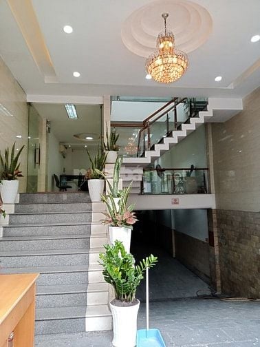 VĂN PHÒNG CHO THUÊ  dt  60 - 70 - 100m2  phường  13 - TÂN BÌNH.
