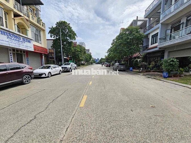 Đất Khu Vin Com Dĩ An, P Dĩ An, TP Dĩ An.