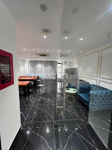 Chính chủ chốt thuê toà nhà 22 đường 3/2, Giá 400tr/tháng