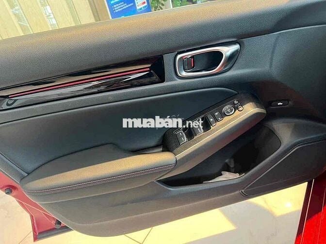 Giảm 110tr Civic RS Và Civic e:HEV Xe Có Sẵn