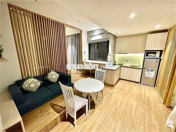 Thuê Căn Hộ 2PN 1PK Thang Máy Nguyễn Cửu Vân Gần Ngã Tư Hàng Xanh