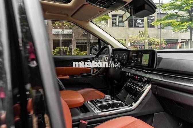 Kia Carnival 2022 2.2D Signature 7 ghế - 48000 km