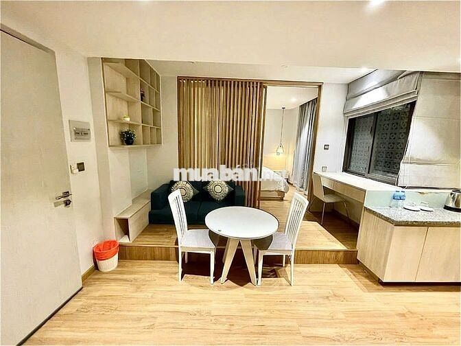 Thuê Căn Hộ 2PN 1PK Thang Máy Nguyễn Cửu Vân Gần Ngã Tư Hàng Xanh