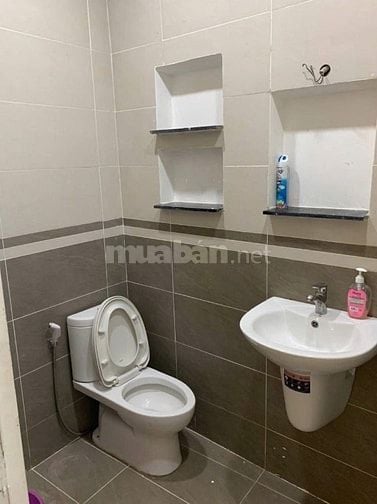 Chính chủ cần cho thuê gấp nhà mặt tiền đường số 04 Tân Kiểng Quận 7