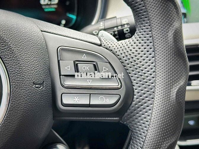 MG HS 1.5 Luxury 2024 đỏ đẹp xuất sắc - 8000km