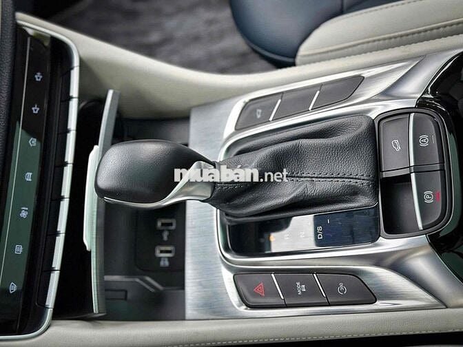 MG HS 1.5 Luxury 2024 đỏ đẹp xuất sắc - 8000km