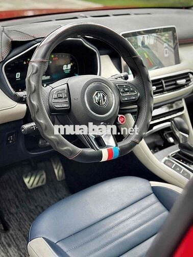 MG HS 1.5 Luxury 2024 đỏ đẹp xuất sắc - 8000km