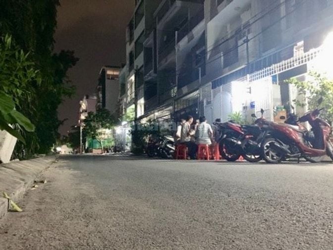 NHÀ PHỐ HIỆN ĐẠI GIỮA TRUNG TÂM GÒ VẤP - HẺM XE HƠI 8M CÓ VỈA HÈ -  7 