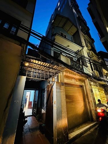 Đội Cấn – Ba Đình – Ô Tô – 74 m2 – 3 Tâmgf – MT 5.4 m – Giá 20.9 Tỷ. 