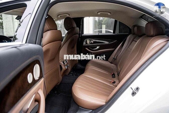 Mercedes_E200_Exclusive Model 2023 Bank 90%