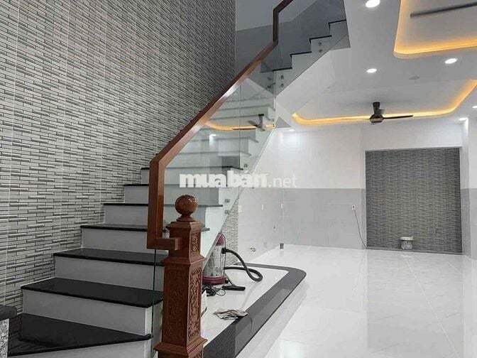 cho thuê nhà tên lửa_100m2_3,5tấm -nhà mới_giá rẻ