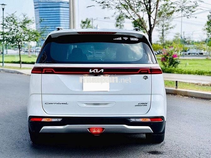 Kia Carnival 3.5 Signature Full 2023 Trắng/nâu