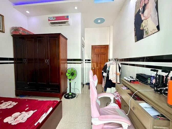 Nhà sổ hồng riêng KDC HXH đường Thạnh Lộc 57