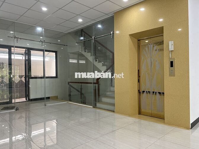 Nguyên căn 7x20m, Hầm 4T ở Vạn Phúc, sàn trống thang máy. Giá rẻ 55 tr