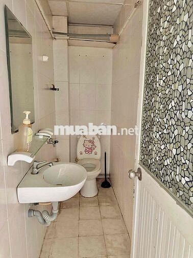 Cho thuê nguyên lầu 2 (2pn, 1wc)