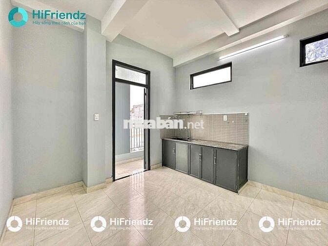 CĂN HỘ 2PN BANCOL THANG MÁY ETOWN CỘNG HOÀ LÊ TRỌNG TẤN ĐH CÔNG THƯƠNG