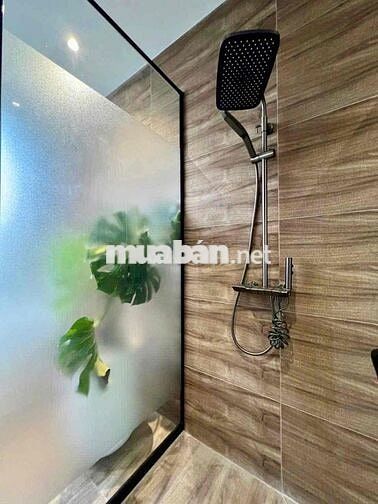 Căn Hộ Ban Công - Đầy Đủ Tiện Nghi - Gần Đại Học Hutech, HIU