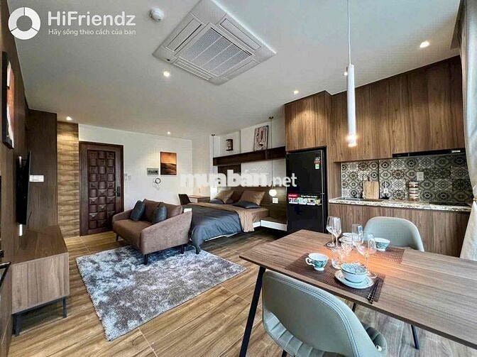 Căn Hộ Ban Công - Đầy Đủ Tiện Nghi - Gần Đại Học Hutech, HIU