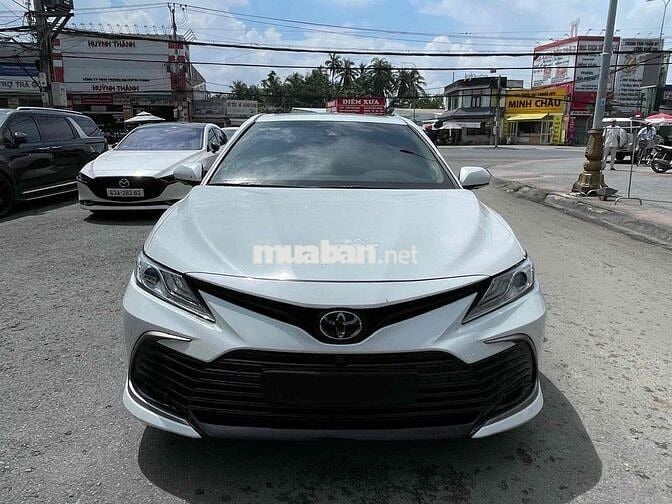 Toyota Camry 2.5Q 2023