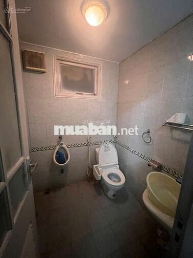 Cho thuê nhà ngõ 93 phố Trung Kính, Dt 85m2 x 4 tầng, 22 triệu/tháng